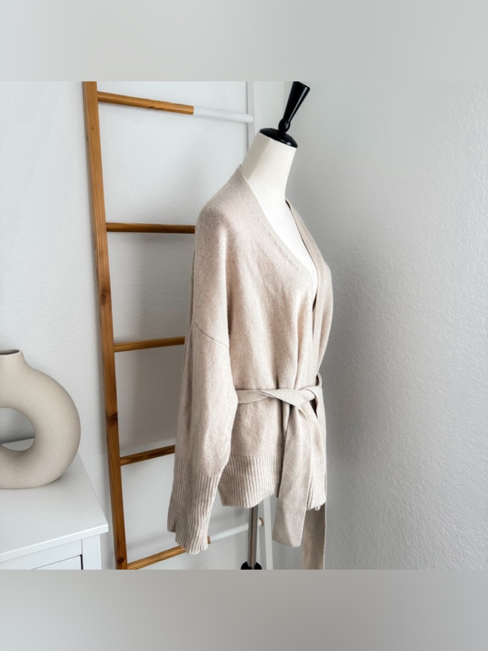 Cuyana Cashmere Wrap Sweater Cardigan in Tan Cream - Picture 5 of 14